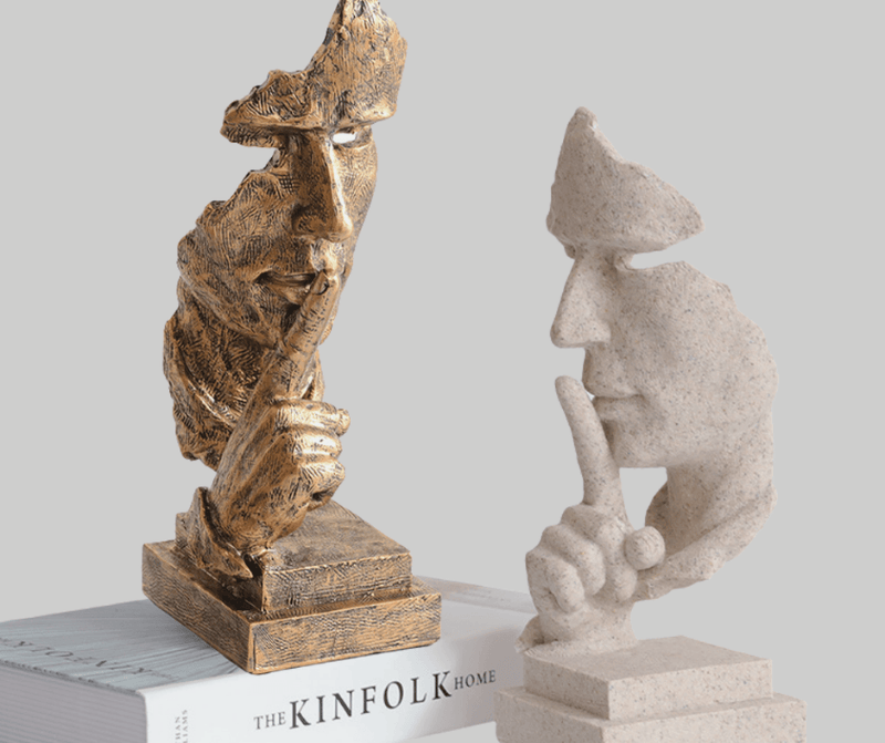 Escultura "Silêncio Vale Ouro" -  Vitrella